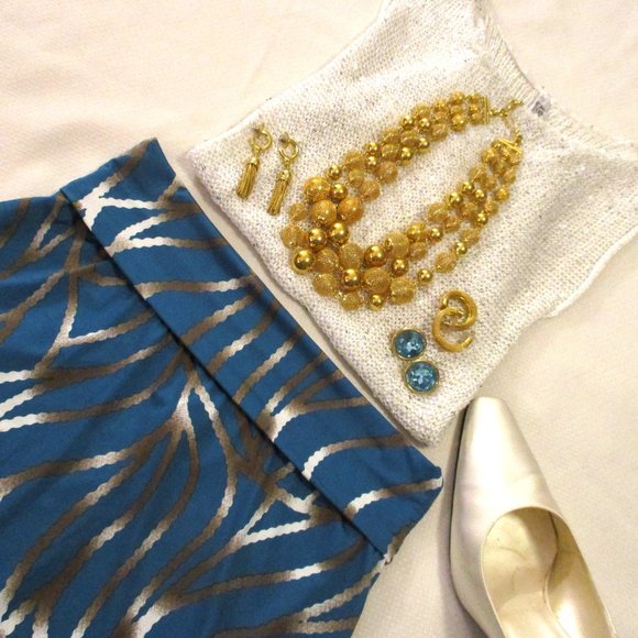 SOLID MAXI SKIRT – NWOT – SZ S - Picture 10 of 12